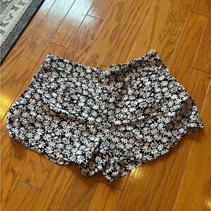 Loft Floral shorts Women’s Size XL